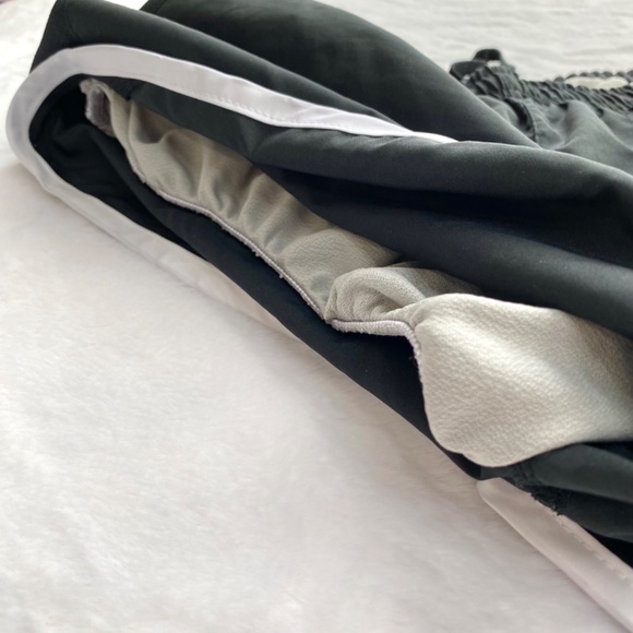 Nike Dri-Fit Running Shorts in Black and White - Picture 6 of 13